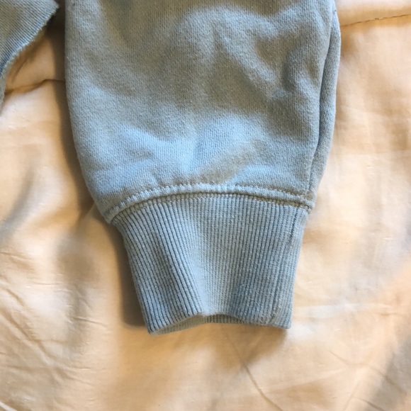 *FREE ADD ON* Forever 21 Cropped Sweatshirt, Size Medium - Picture 6 of 6